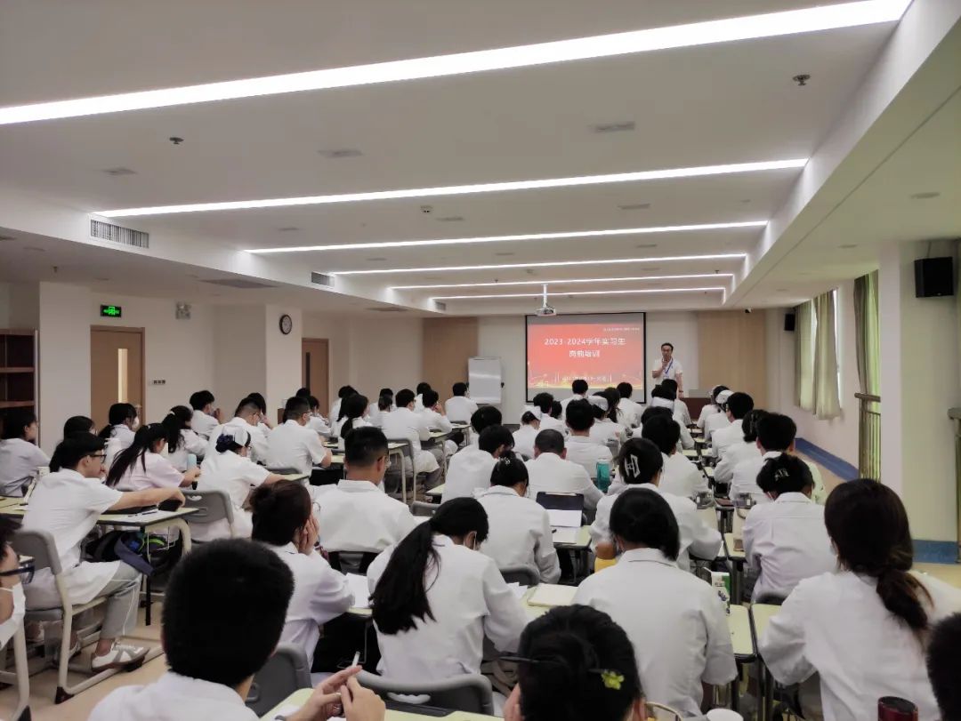 1688463216361936.jpg 1688463216361936.jpg